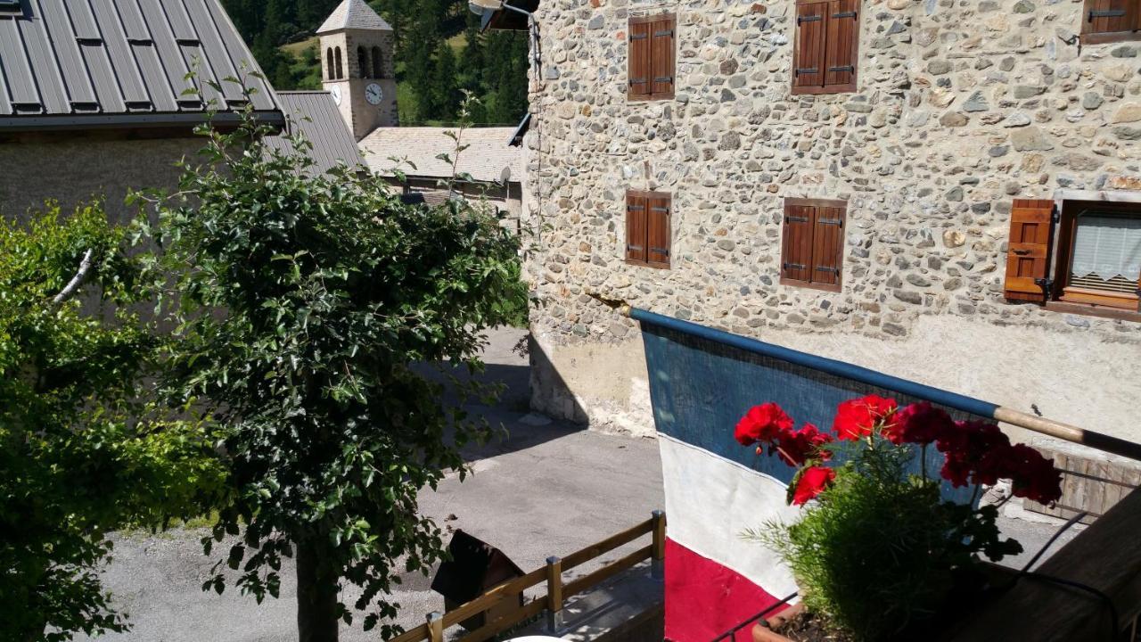 Chez Annie & Marcel Bed & Breakfast Le Monêtier-les-Bains Dış mekan fotoğraf